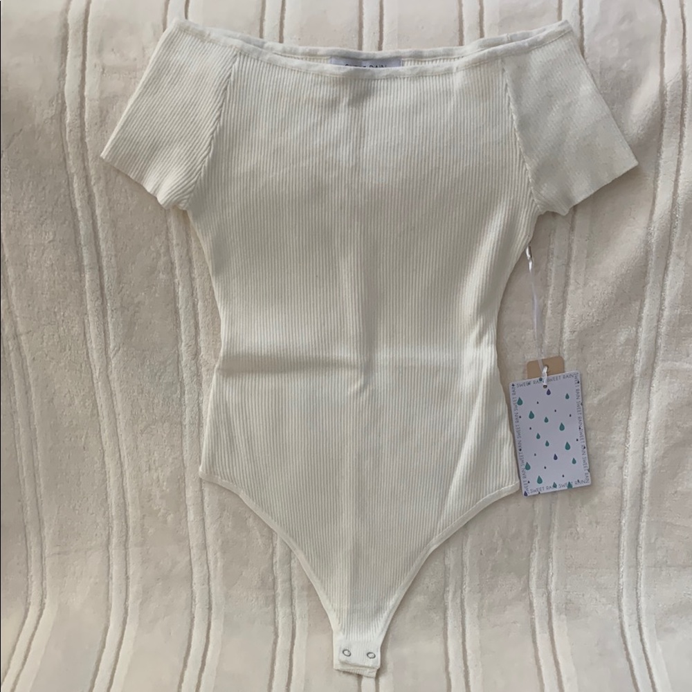 Sweet Rain Off-white Ribbed Off-Shoulder Bodysuit One Piece - Picture 3 of 8